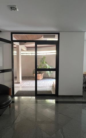 Apartamento à venda com 90m², 3 quartos e 2 vagas Apartamento à venda com 90m², 3 quartos e 2 vagasHall de entrada