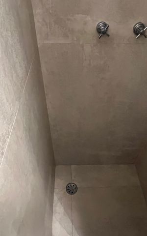 Apartamento à venda com 90m², 3 quartos e 2 vagas Apartamento à venda com 90m², 3 quartos e 2 vagasBanheiro