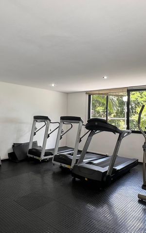 Apartamento à venda com 90m², 3 quartos e 2 vagas Apartamento à venda com 90m², 3 quartos e 2 vagasAcademia
