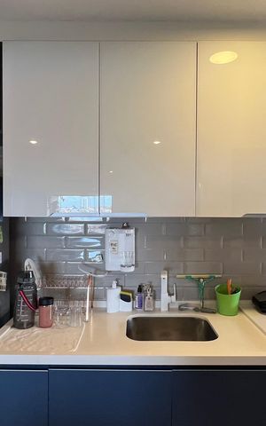 Apartamento à venda com 90m², 3 quartos e 2 vagas Apartamento à venda com 90m², 3 quartos e 2 vagasCozinha