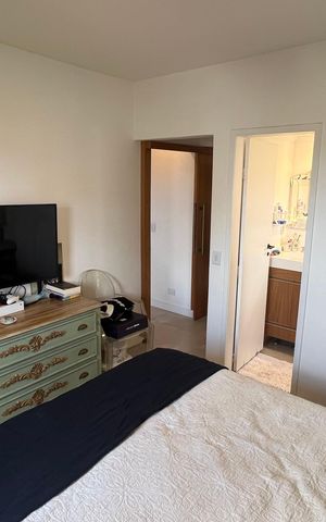 Apartamento à venda com 90m², 3 quartos e 2 vagas Apartamento à venda com 90m², 3 quartos e 2 vagasSuite