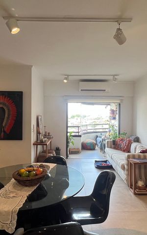 Apartamento à venda com 90m², 3 quartos e 2 vagas Apartamento à venda com 90m², 3 quartos e 2 vagasSala de Jantar