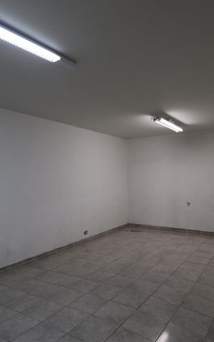 Casa à venda com 301m², 2 quartos e 4 vagasCasa  2 Quarto