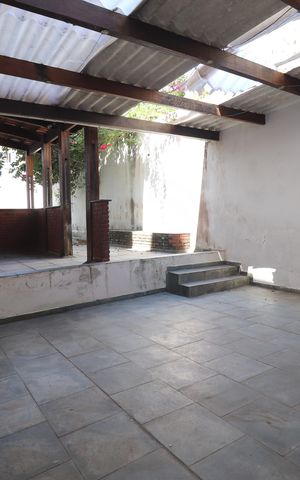 Casa à venda com 301m², 2 quartos e 4 vagasQuintal
