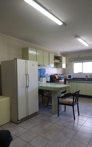 Casa à venda com 301m², 2 quartos e 4 vagasCozinha