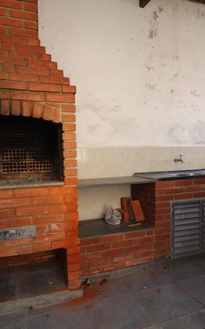 Casa à venda com 301m², 2 quartos e 4 vagasEspaço Gourmet