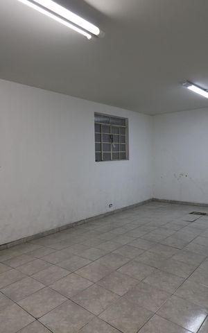 Casa à venda com 301m², 2 quartos e 4 vagasCasa  2 Quarto