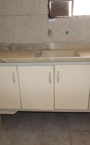 Casa à venda com 301m², 2 quartos e 4 vagasCasa 2 - cozinha