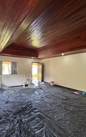 Casa de condomínio à venda com 190m², 3 quartos e 2 vagas Casa de condomínio à venda com 190m², 3 quartos e 2 vagasSala