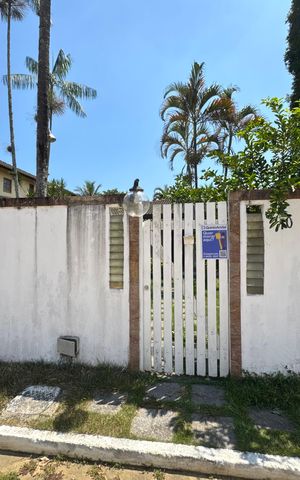 Casa de condomínio à venda com 190m², 3 quartos e 2 vagas Casa de condomínio à venda com 190m², 3 quartos e 2 vagasPlaquinha Quinto Andar