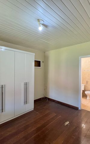 Casa de condomínio à venda com 190m², 3 quartos e 2 vagas Casa de condomínio à venda com 190m², 3 quartos e 2 vagasSuíte