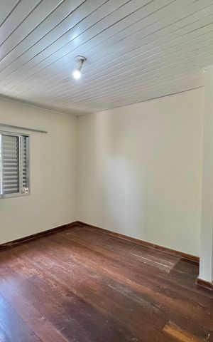 Casa de condomínio à venda com 190m², 3 quartos e 2 vagas Casa de condomínio à venda com 190m², 3 quartos e 2 vagasQuarto