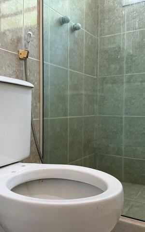 Casa de condomínio à venda com 190m², 3 quartos e 2 vagas Casa de condomínio à venda com 190m², 3 quartos e 2 vagasBanheiro Social