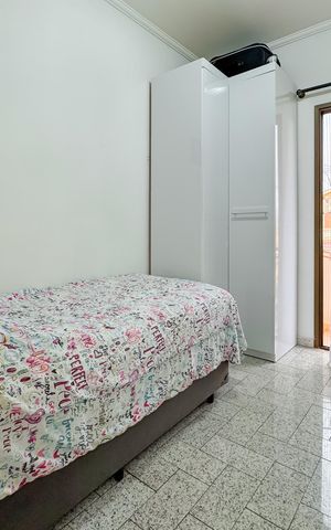 Casa à venda com 100m², 3 quartos e 2 vagas Casa à venda com 100m², 3 quartos e 2 vagasQuarto 1