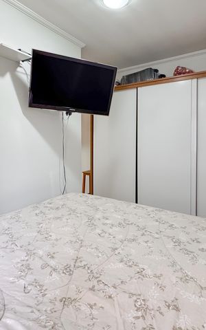 Casa à venda com 100m², 3 quartos e 2 vagas Casa à venda com 100m², 3 quartos e 2 vagasSuíte
