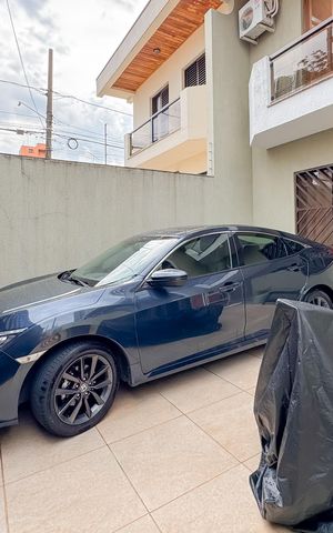 Casa à venda com 100m², 3 quartos e 2 vagas Casa à venda com 100m², 3 quartos e 2 vagasGaragem