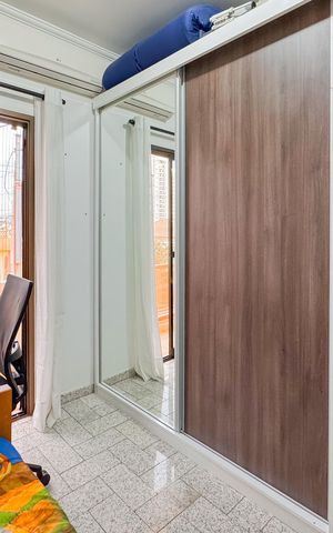 Casa à venda com 100m², 3 quartos e 2 vagas Casa à venda com 100m², 3 quartos e 2 vagasQuarto 2
