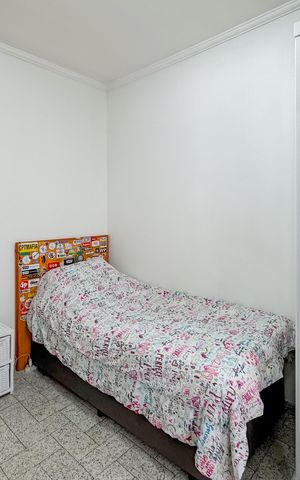 Casa à venda com 100m², 3 quartos e 2 vagas Casa à venda com 100m², 3 quartos e 2 vagasQuarto 1