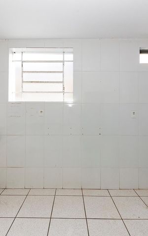 Casa para alugar com 341m², 4 quartos e 2 vagas Casa para alugar com 341m², 4 quartos e 2 vagasCozinha
