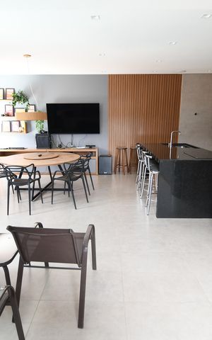 Casa à venda com 400m², 4 quartos e 5 vagasÁrea comum - Salão de Festas