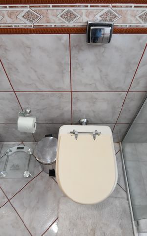 Casa à venda com 400m², 4 quartos e 5 vagasBanheiro 4