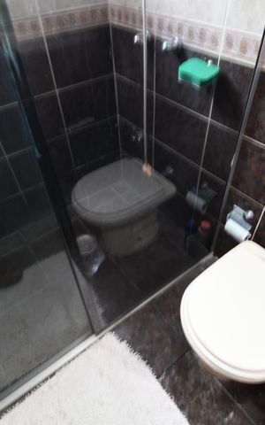 Casa à venda com 400m², 4 quartos e 5 vagasBanheiro 3