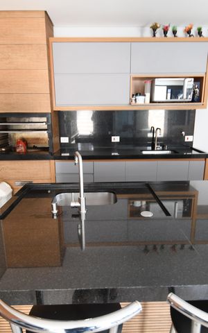 Casa à venda com 400m², 4 quartos e 5 vagasChurrasqueira