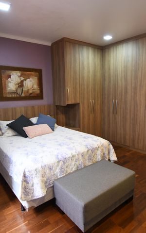 Casa à venda com 400m², 4 quartos e 5 vagasQuarto 4 - Suíte