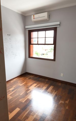 Casa à venda com 400m², 4 quartos e 5 vagasQuarto 2