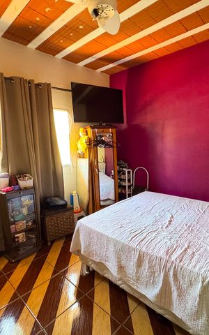 Casa à venda com 326m², 5 quartos e 4 vagas Casa à venda com 326m², 5 quartos e 4 vagasEdícula