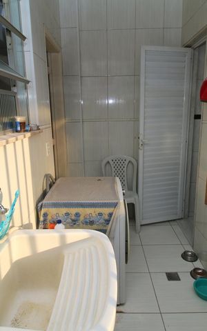 Apartamento à venda com 74m², 3 quartos e 1 vagaÁrea de Serviço