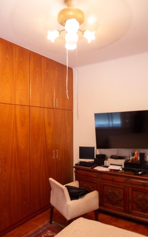 Casa à venda com 200m², 3 quartos e 3 vagas Casa à venda com 200m², 3 quartos e 3 vagasQuarto 1