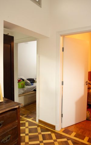 Casa à venda com 200m², 3 quartos e 3 vagas Casa à venda com 200m², 3 quartos e 3 vagasHall