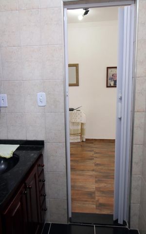 Apartamento à venda com 80m², 2 quartos e sem vagaBanheiro