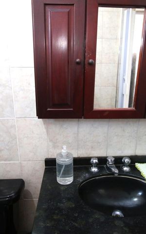 Apartamento à venda com 80m², 2 quartos e sem vagaBanheiro