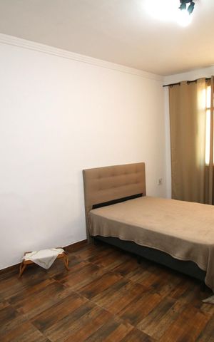 Apartamento à venda com 80m², 2 quartos e sem vagaSala
