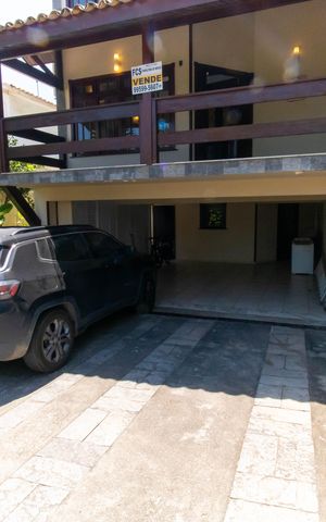 Casa de condomínio à venda com 368m², 3 quartos e 6 vagasGaragem