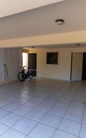 Casa de condomínio à venda com 368m², 3 quartos e 6 vagasGaragem