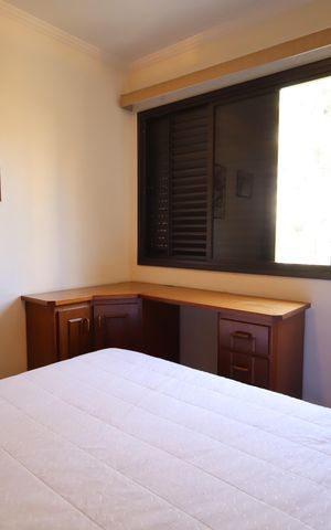Apartamento à venda com 213m², 4 quartos e 2 vagasQuarto 2