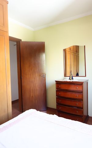 Apartamento à venda com 213m², 4 quartos e 2 vagasQuarto 3