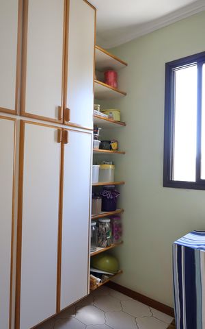 Apartamento à venda com 213m², 4 quartos e 2 vagasQuarto de Serviço