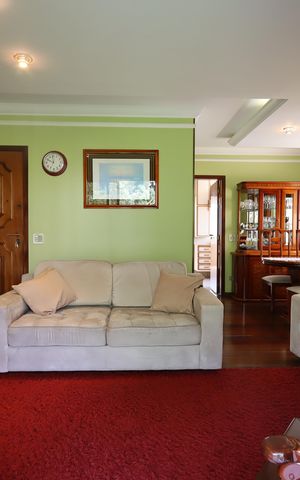 Apartamento à venda com 213m², 4 quartos e 2 vagasSala