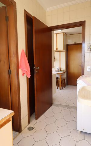 Apartamento à venda com 213m², 4 quartos e 2 vagasÁrea de Serviço