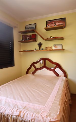 Apartamento à venda com 213m², 4 quartos e 2 vagasQuarto 3