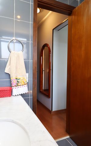 Apartamento à venda com 213m², 4 quartos e 2 vagasBanheiro da Suíte