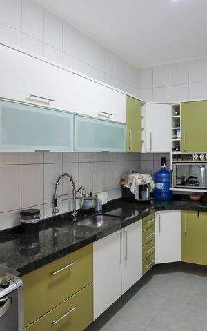 Apartamento para alugar com 92m², 3 quartos e 3 vagasCozinha