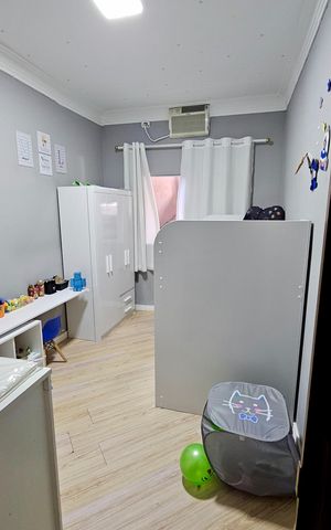 Casa à venda com 150m², 2 quartos e 2 vagas Casa à venda com 150m², 2 quartos e 2 vagasQuarto
