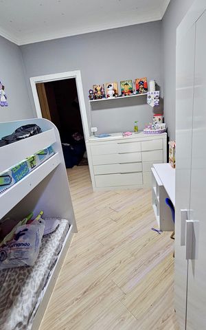Casa à venda com 150m², 2 quartos e 2 vagas Casa à venda com 150m², 2 quartos e 2 vagasQuarto