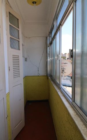 Apartamento à venda com 90m², 3 quartos e sem vagavaranda