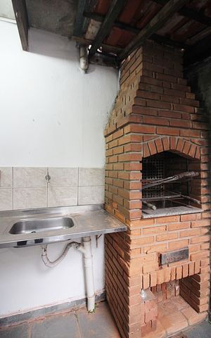 Casa à venda com 119m², 2 quartos e 2 vagasChurrasqueira